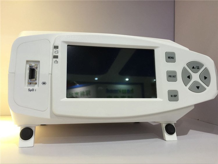 CE Approved Medical Table Top Oximeter with NIBP