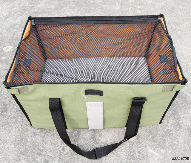 TPC0005 Portable Mesh window folding Pet Car Booster Seat for safe travel 