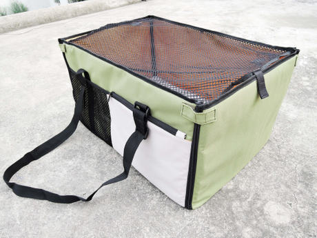 TPC0005 Portable Mesh window folding Pet Car Booster Seat for safe travel 