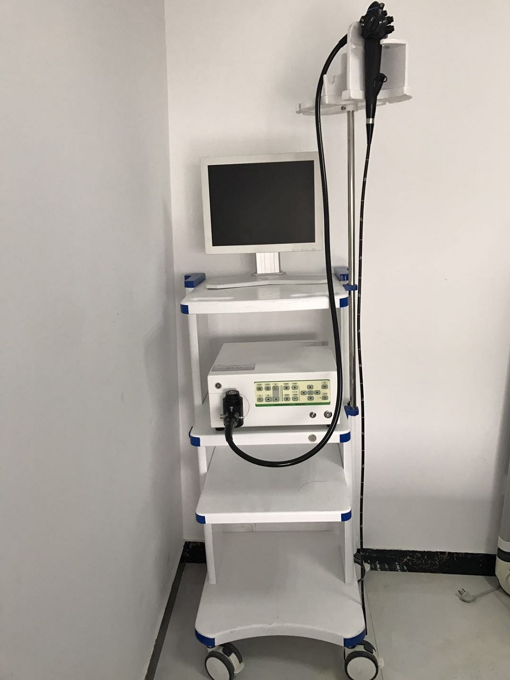 HVET-9000A-Medical-Equipment-Electric-Vet-Veterinary-Video-Endoscope-For-Animal (1)